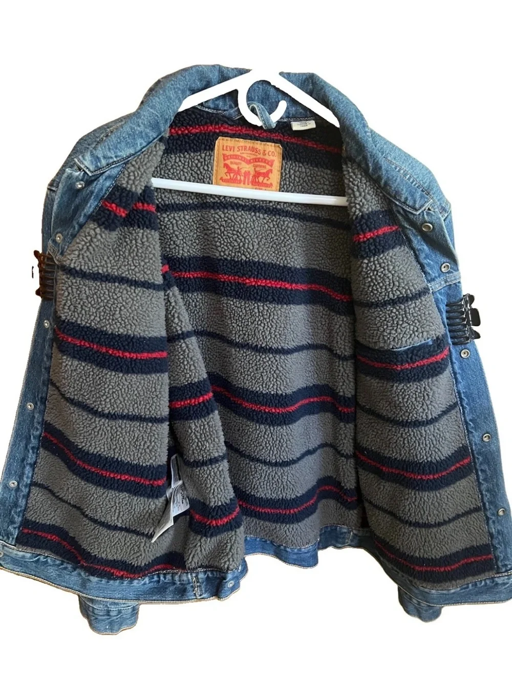 Levi’s Sherpa Denim Trucker Jacket Mens Large Striped Fleece Lined Medium Wash